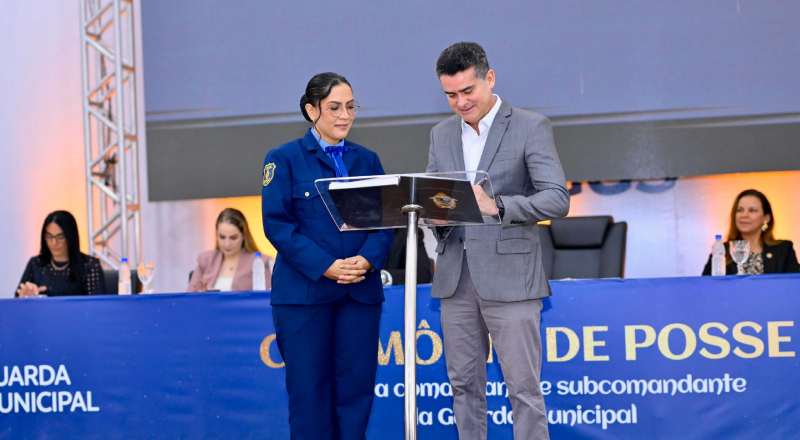 David Almeida empossa mulher comandante e anuncia concurso de 590 agentes