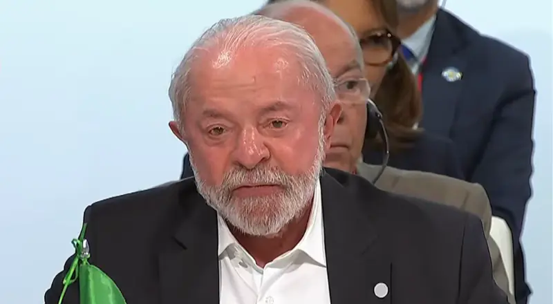 Em Barcelona, Lula cobra reforma da ONU por paz global