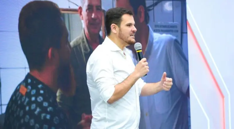 Prefeito Renato Junior valoriza servidores e melhora mobilidade em Manaus