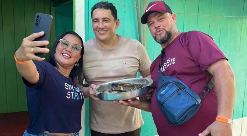 Simão Peixoto prestigia 2ª edição da Festa do Jaraqui em Autazes