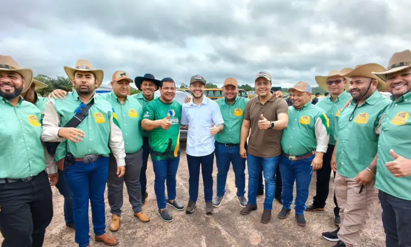 Adail Filho intensifica agenda no interior do Amazonas por saúde e obras