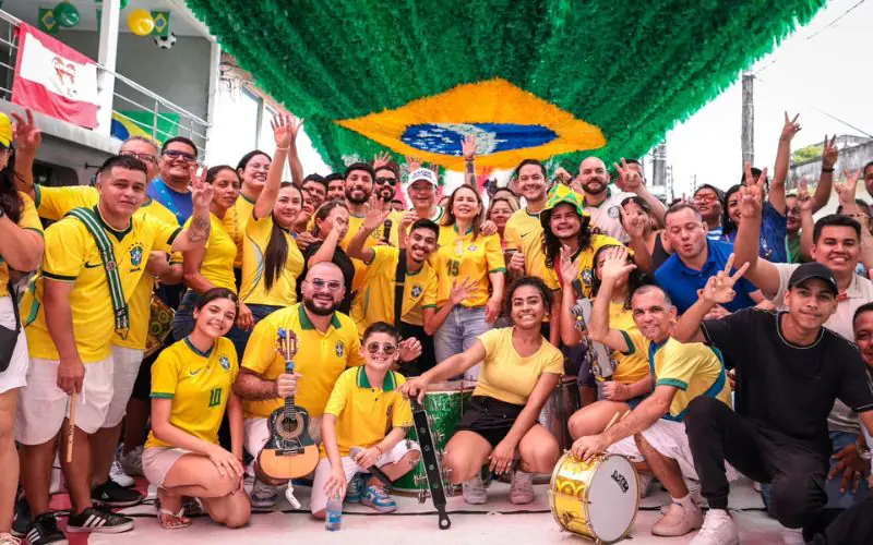 Eduardo Braga visita Rua 3 do Alvorada e celebra tradições locais
