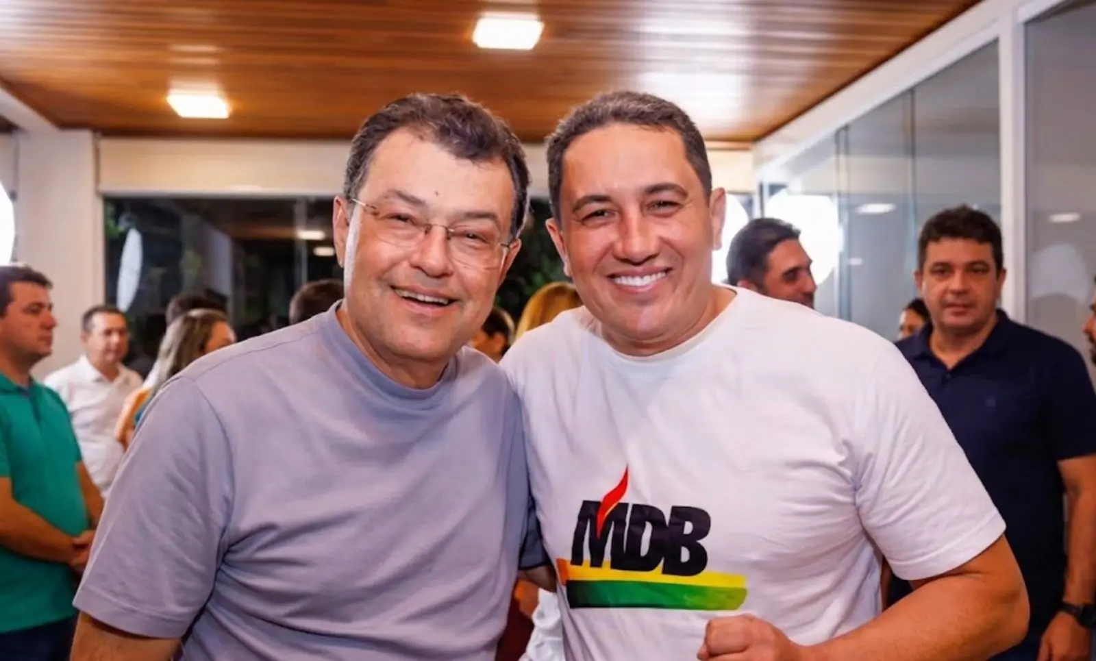 Simão Peixoto marca presença em encontro do MDB e faz convites estratégicos