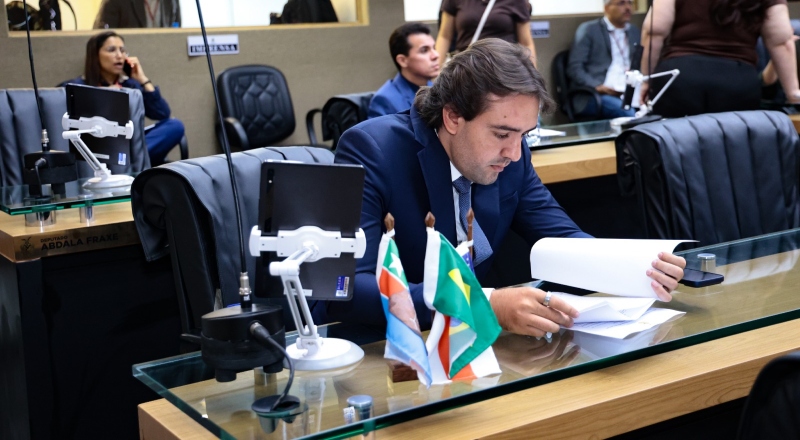 Deputado Thiago Abrahim propõe campanha para prevenir acidentes infantis