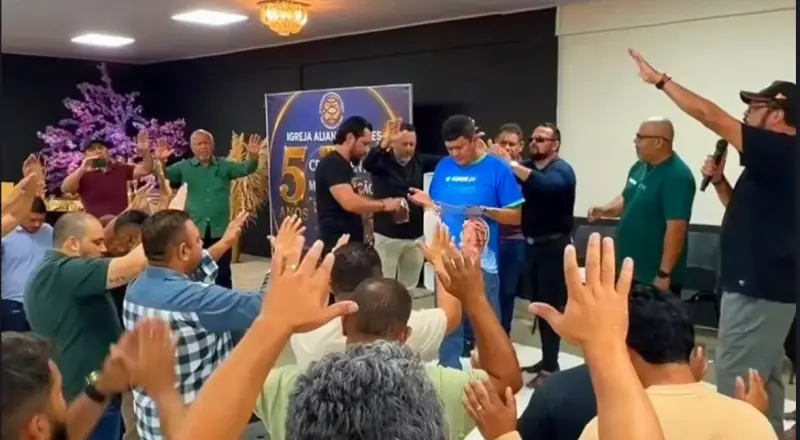 'Reunião com apoiadores ou palanque político?': crime eleitoral exposto