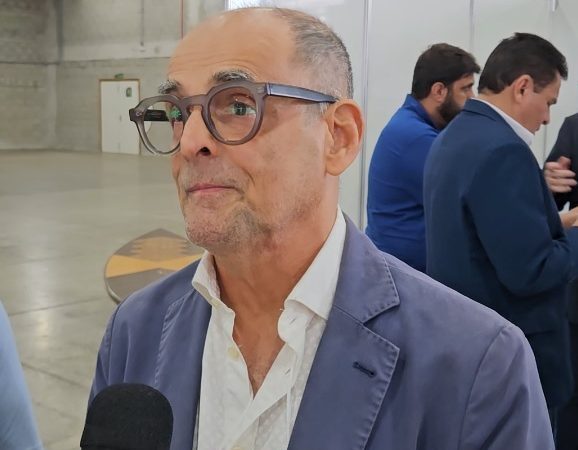 Prefeito de Urucará, Bosco Falabella, enfrenta denúncia de licitação