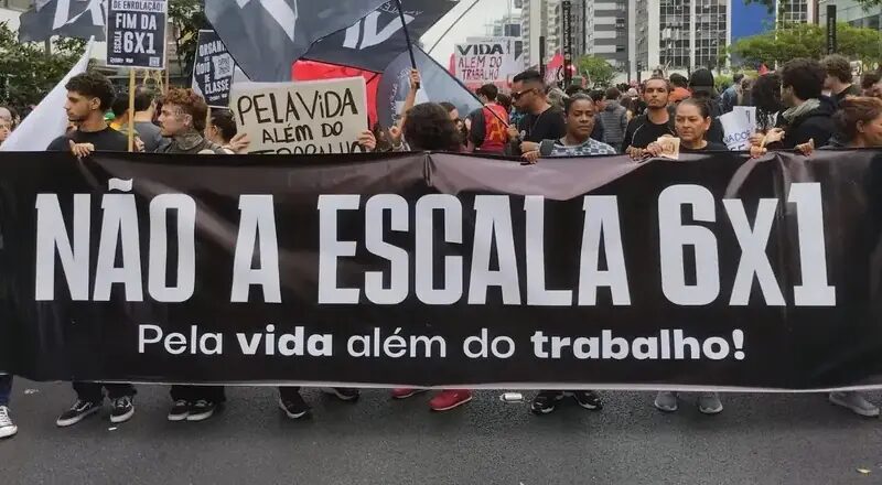 CCJ do Senado aprova PEC que acaba com a escala 6x1