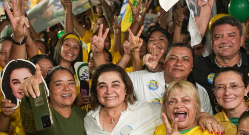 A 'Onda 22' fortalece Maria do Carmo com adesivaços e carreatas