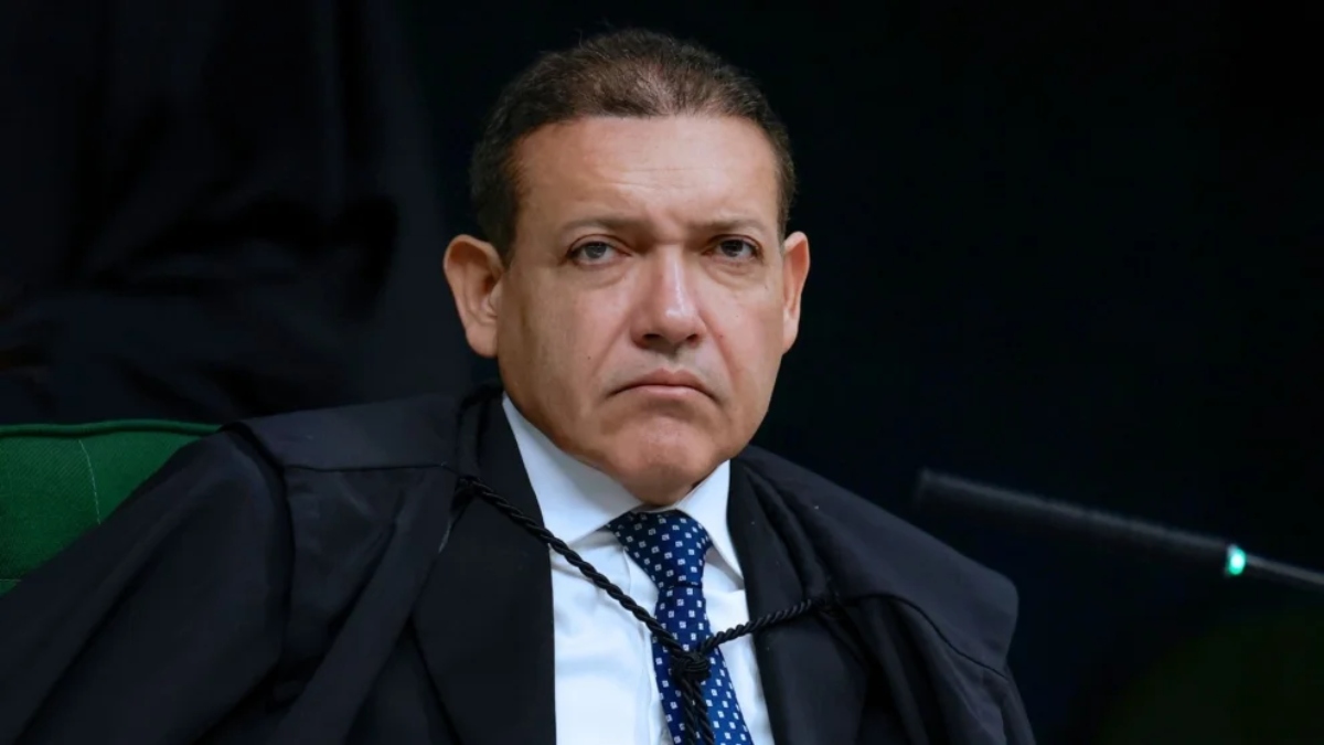 Presidente do TSE exige que prefeituras expliquem falta de ônibus