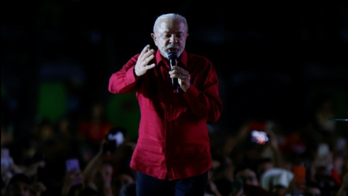Lula 4: Desafios na crise econômica e divisão no país