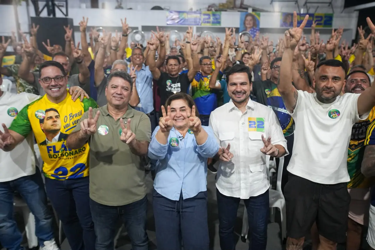 Professora Maria recebe apoio e garante pagamento de reajustes