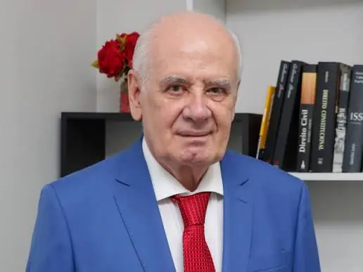 Serafim Corrêa declara apoio a Omar Aziz para um Amazonas melhor