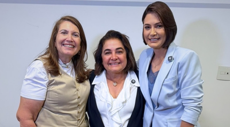 Michelle Bolsonaro e Bia Kicis apoiam Maria do Carmo nas eleições